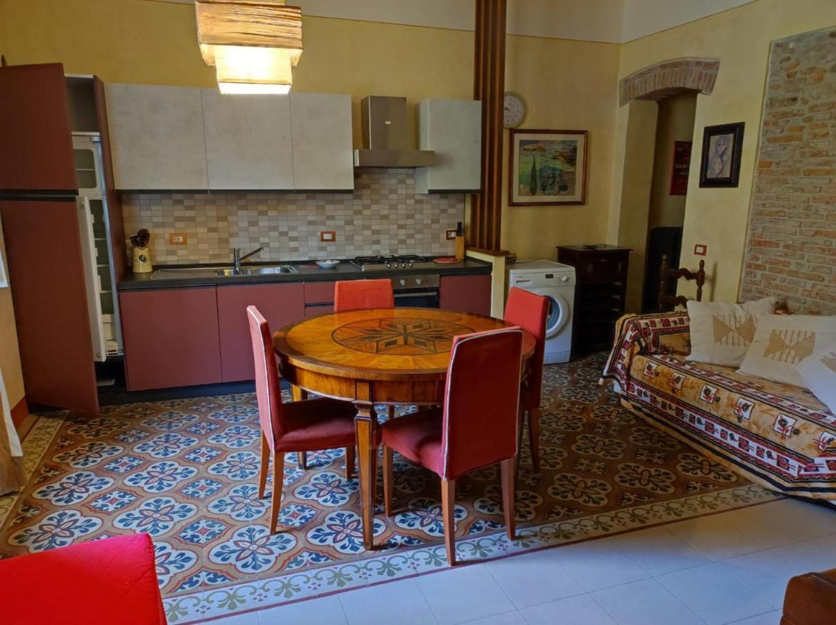 Boccherini'S Home Ad Un Passo Dal Duomo Di 卢卡 外观 照片